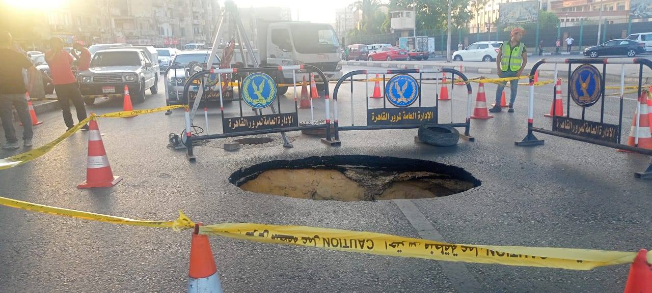 هبوط أرضي أسفل كوبري التجنيد.. محافظة القاهرة تكشف التفاصيل (صور)