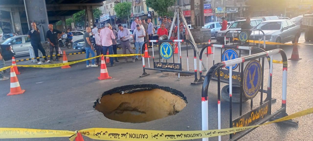 هبوط أرضي أسفل كوبري التجنيد.. محافظة القاهرة تكشف التفاصيل (صور)