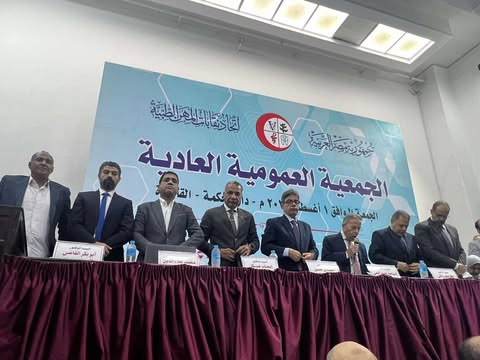 اتحاد المهن الطبية يقترح رفع المعاش إلى 2000 جنيه