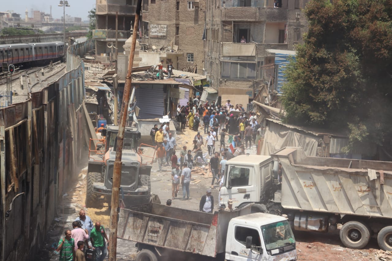 إزالة الأكشاك المخالفة.. محافظ القليوبية يوجه بخطة شاملة لتأمين ميدان المؤسسة