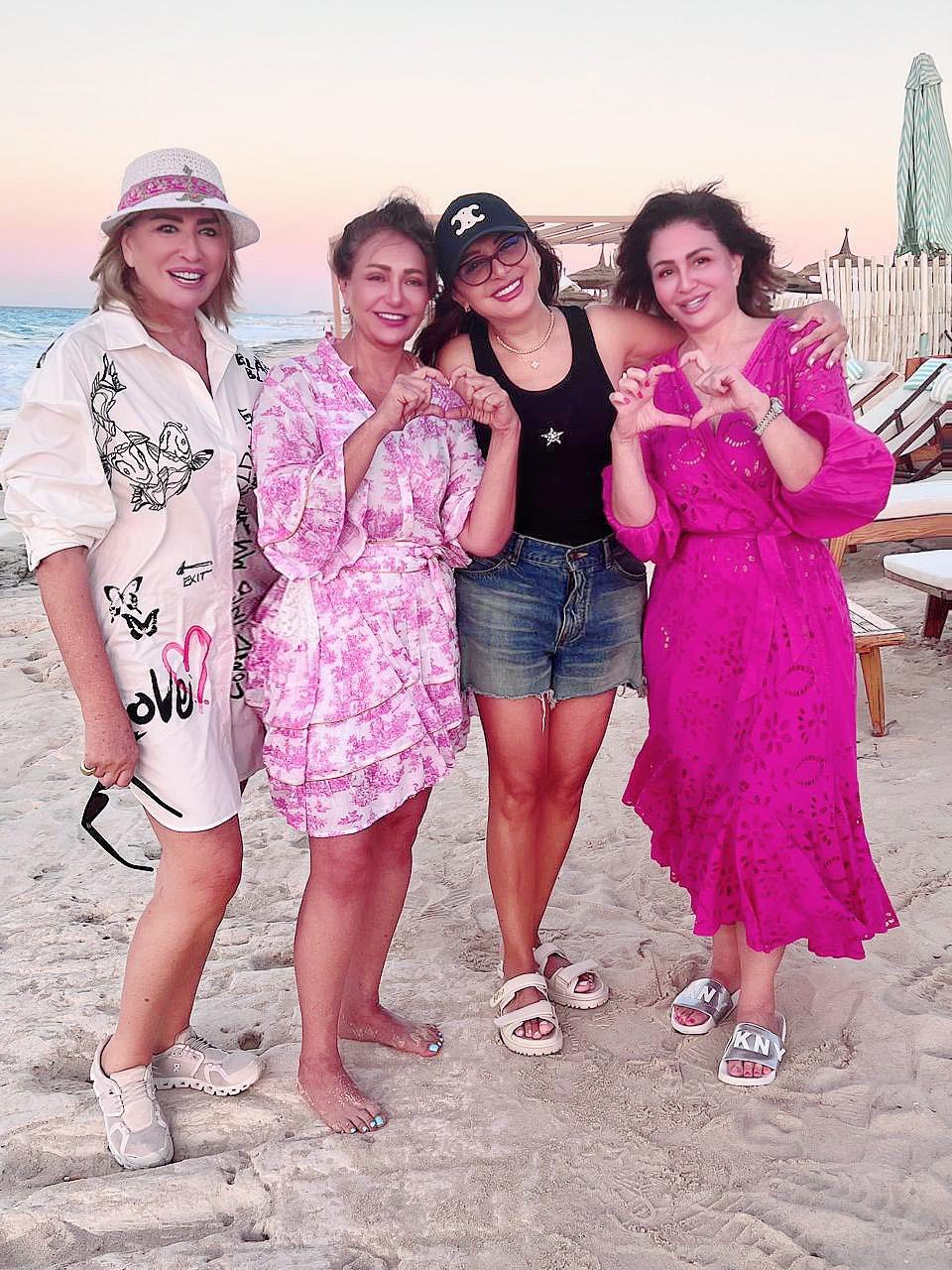 إلهام شاهين بعد ظهورها مع أنغام تتصدر التريند.. ما السبب؟