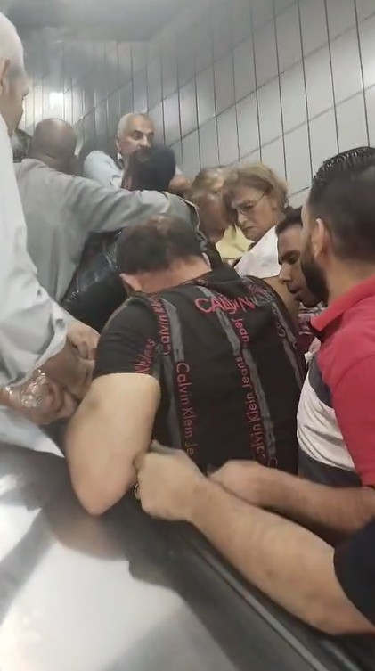 عاجل إصابة ركاب إثر سقوط كرسي متحرك على سلم كهربائي بمحطة مترو مسرة (صور)