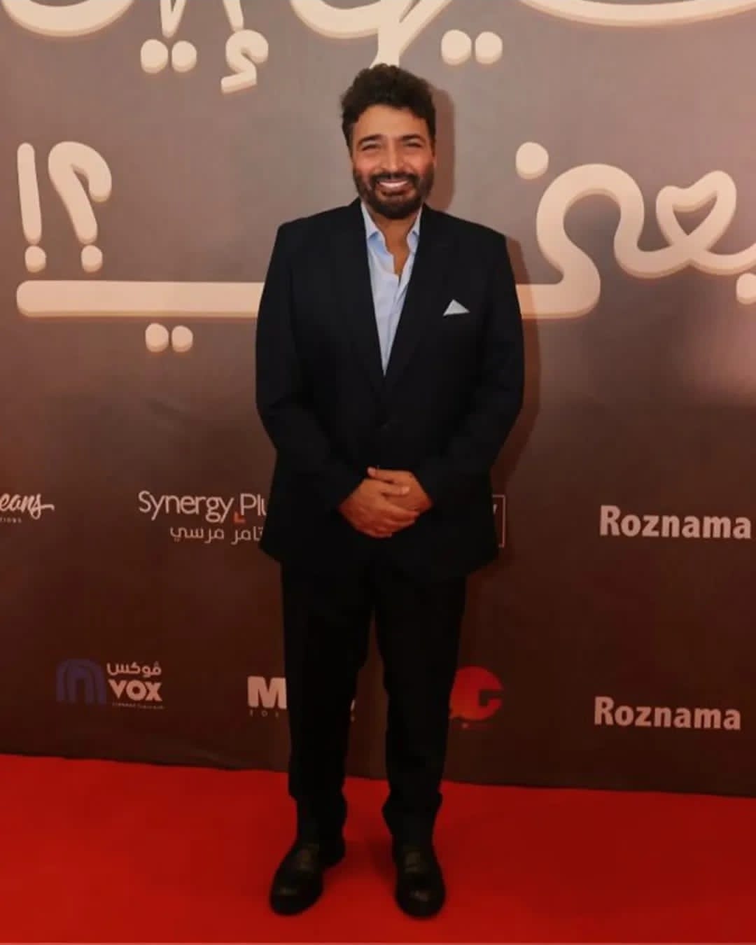 نسرح في زمان.. حميد الشاعري يقدم الأغنية الدعائية لفيلم فيها إيه يعني