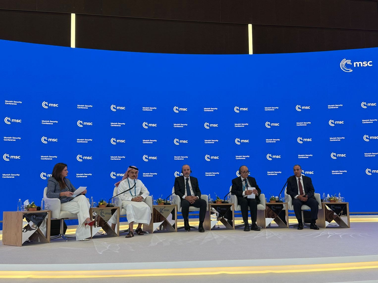 مصر تشدد على أهمية انسحاب قوات الاحتلال من قطاع غزة