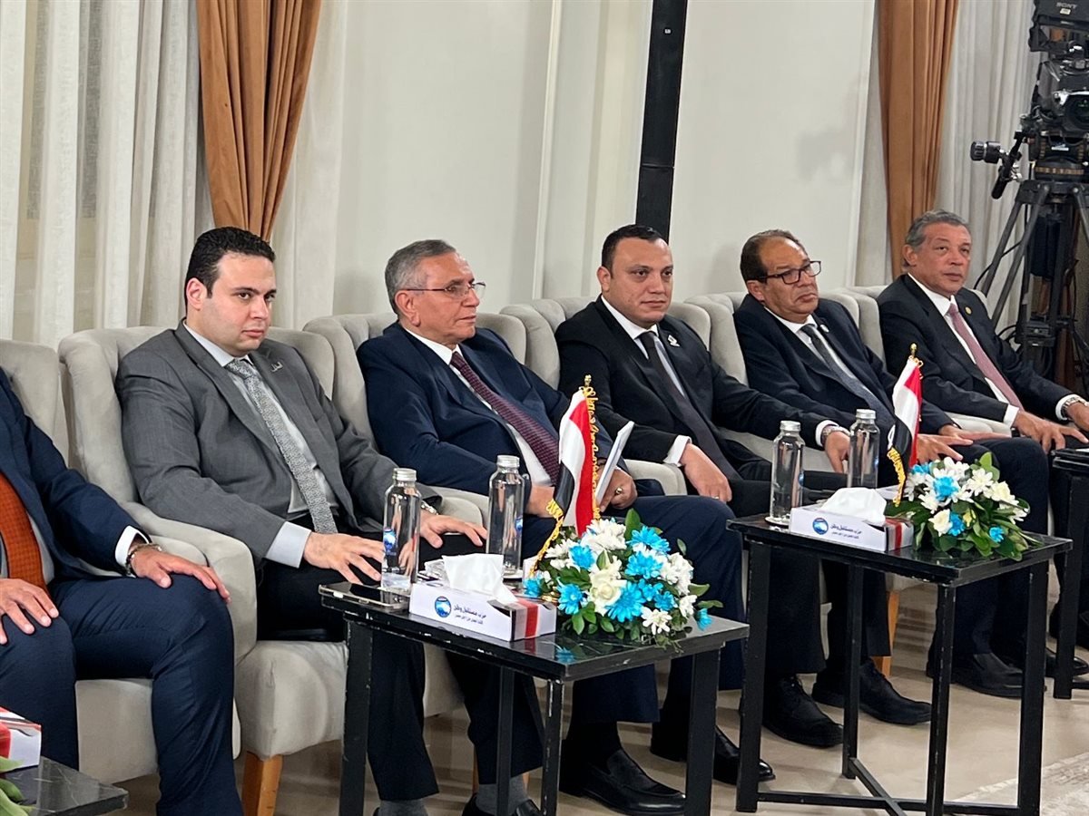 بدء اجتماع أحزاب القائمة الوطنية لبحث استعدادات انتخابات النواب (صور)