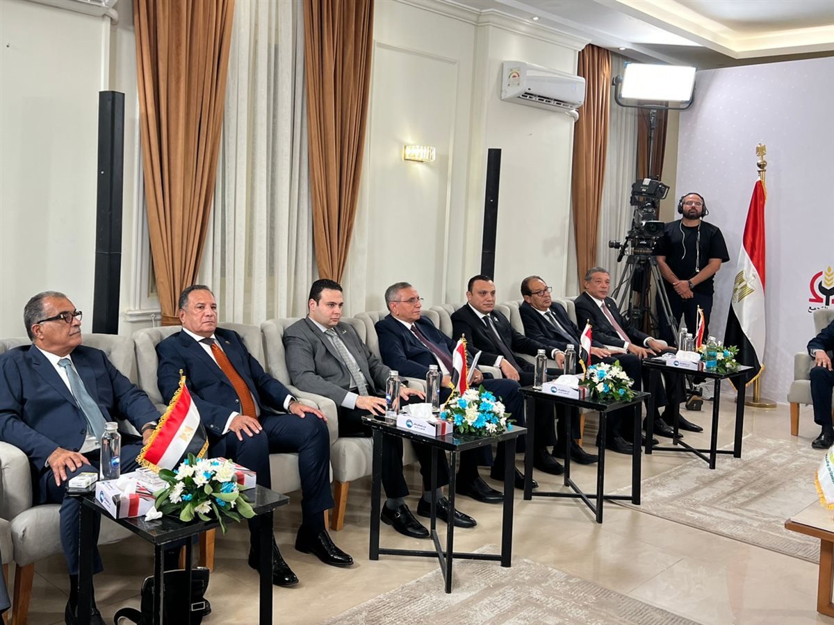 بدء اجتماع أحزاب القائمة الوطنية لبحث استعدادات انتخابات النواب (صور)