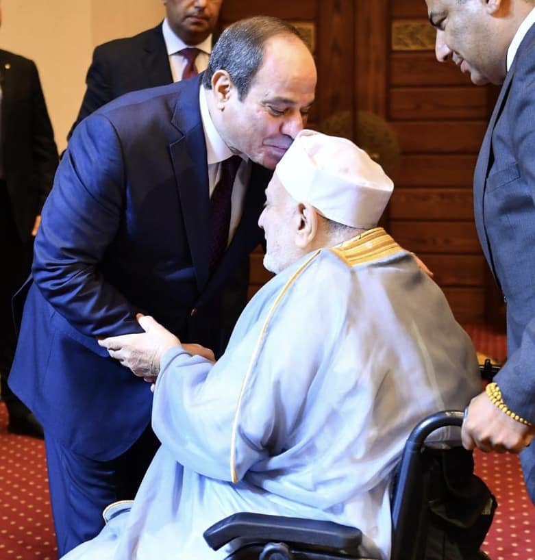 الرئيس السيسي ينعي أحمد عمر هاشم: سيظل علمه الغزير باقيا وراسخا على مر الزمان