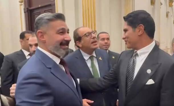 صور سلام وأحضان بين أبو هشيمة وياسر جلال قبل أداء اليمين الدستورية بمجلس الشيوخ