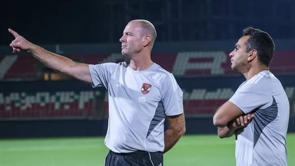 3 أسماء مرشحة للرحيل.. قرار جديد من توروب بشأن ملف الأجانب في الأهلي 3 أسماء مرشحة للرحيل.. قرار جديد من توروب بشأن ملف الأجانب في الأهلي