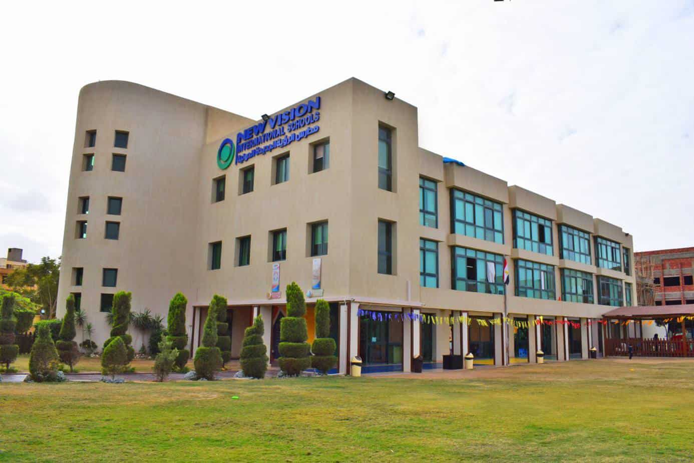 حادث دهس مدرسة نيو فيجن الشيخ زايد يثير الجدل.. التفاصيل الكاملة