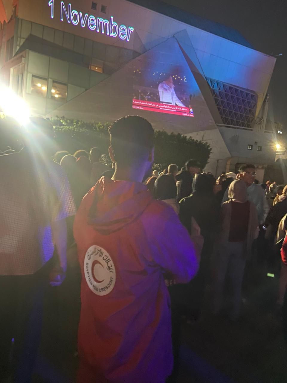 الهلال الأحمر يؤمن التجمعات الخاصة بعرض افتتاح المتحف المصري الكبير (صور)