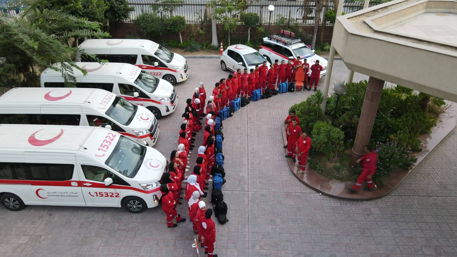 الهلال الأحمر يؤمن التجمعات الخاصة بعرض افتتاح المتحف المصري الكبير (صور)