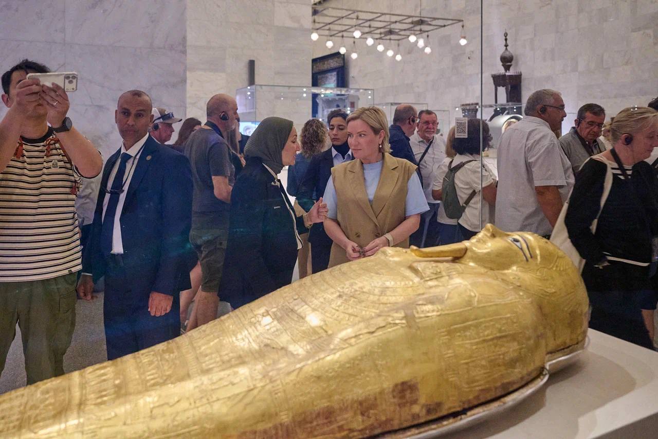 وزيرة الثقافة الروسية تزور المتحف القومي للحضارة والكنيسة المعلقة بحي الفسطاط (صور)