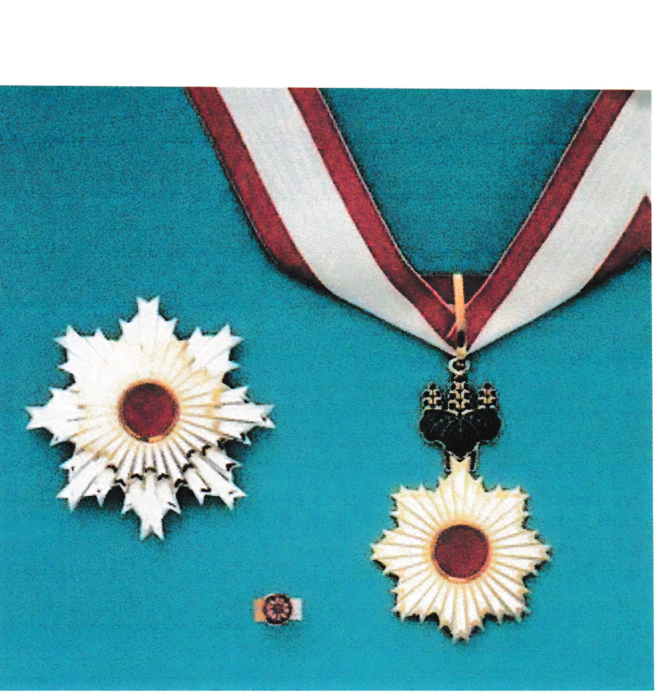 وسام الشمس المشرقة – النجمة الذهبية