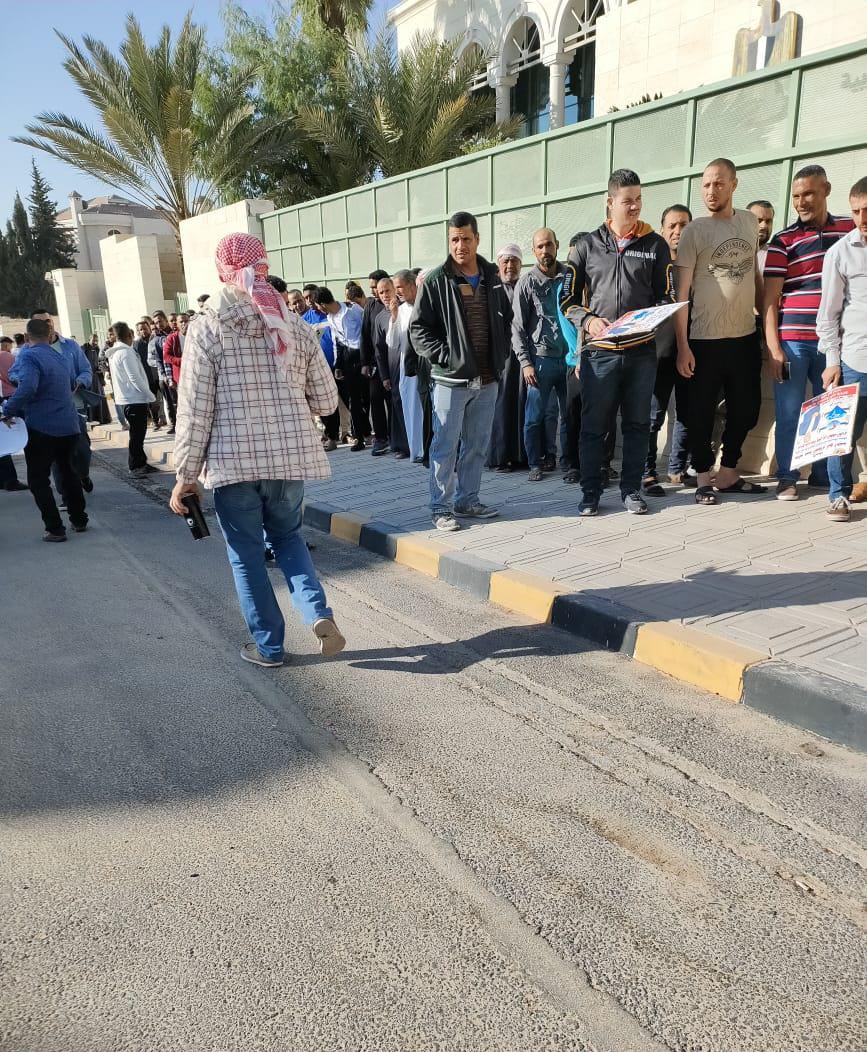 انتخابات النواب 2025.. الناخبون يدلون بأصواتهم بسفارات مصر في السعودية والكويت والأردن وروسيا وتركيا