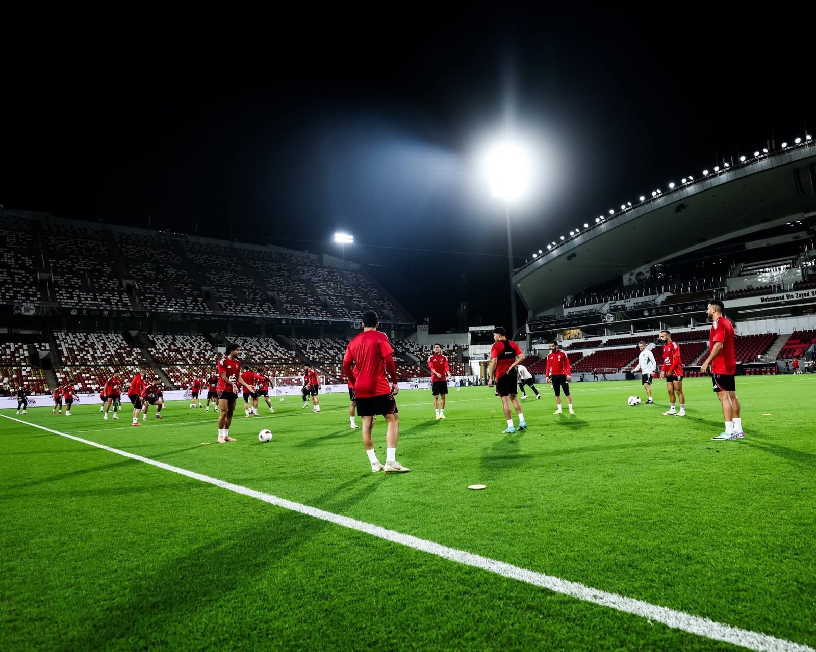 الأهلي يختتم استعداداته لمواجهة الزمالك غدا في نهائي كأس السوبر المصري