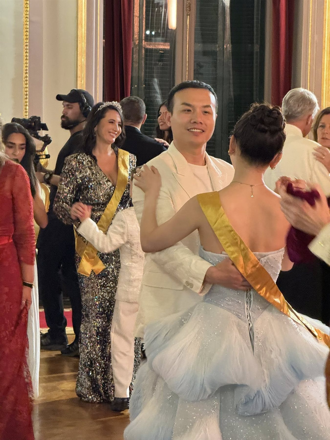 مصر تستضيف لأول مرة حفل The Grand Ball الملكي العالمي بقصر عابدين (صور)