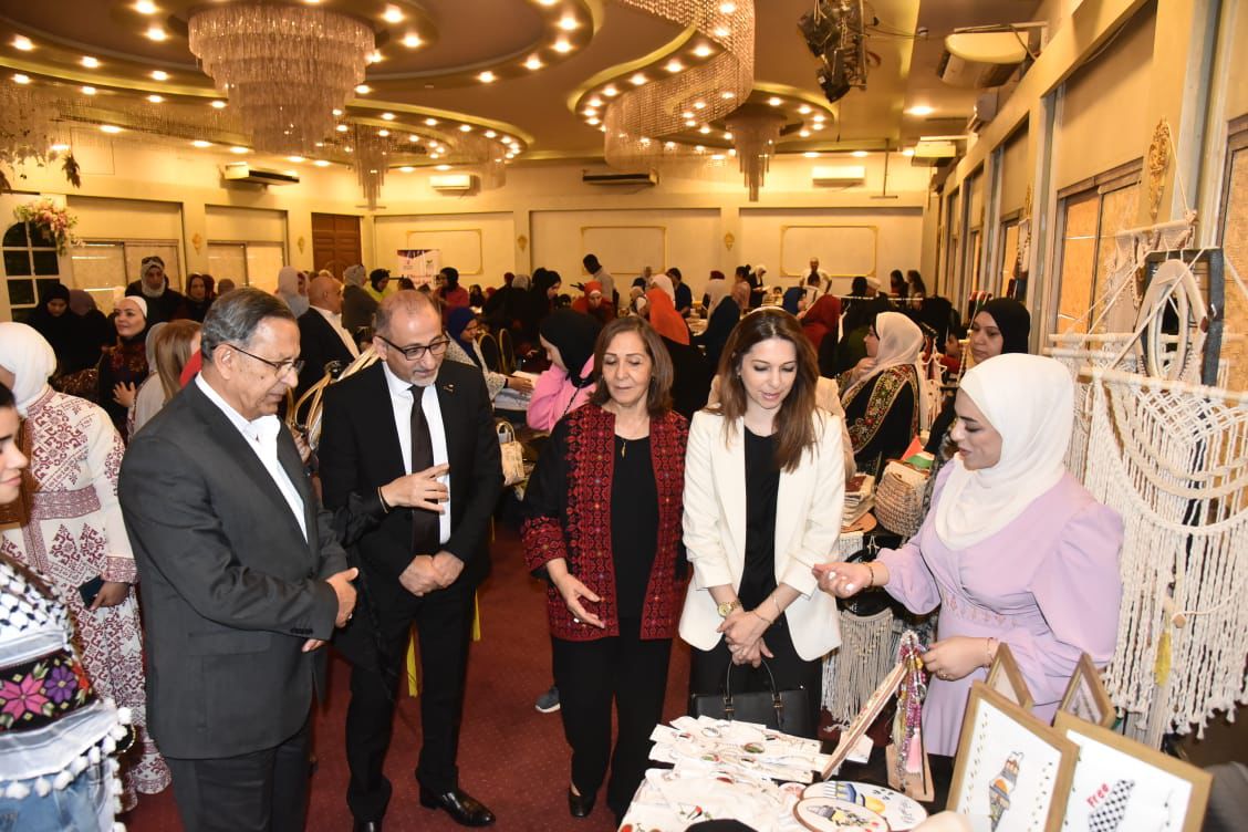 صور بازار تراثنا يجمعنا .. القاهرة تتزين بتراث مصر وفلسطين والسودان