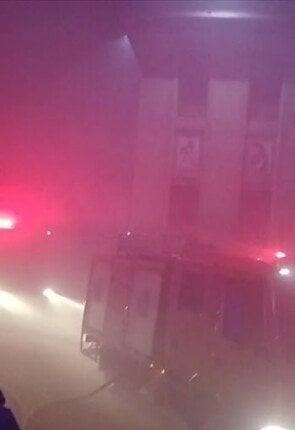 4 سيارات إطفاء للسيطرة على حريق داخل حديقة المتحف الزراعي بالدقي (صور)