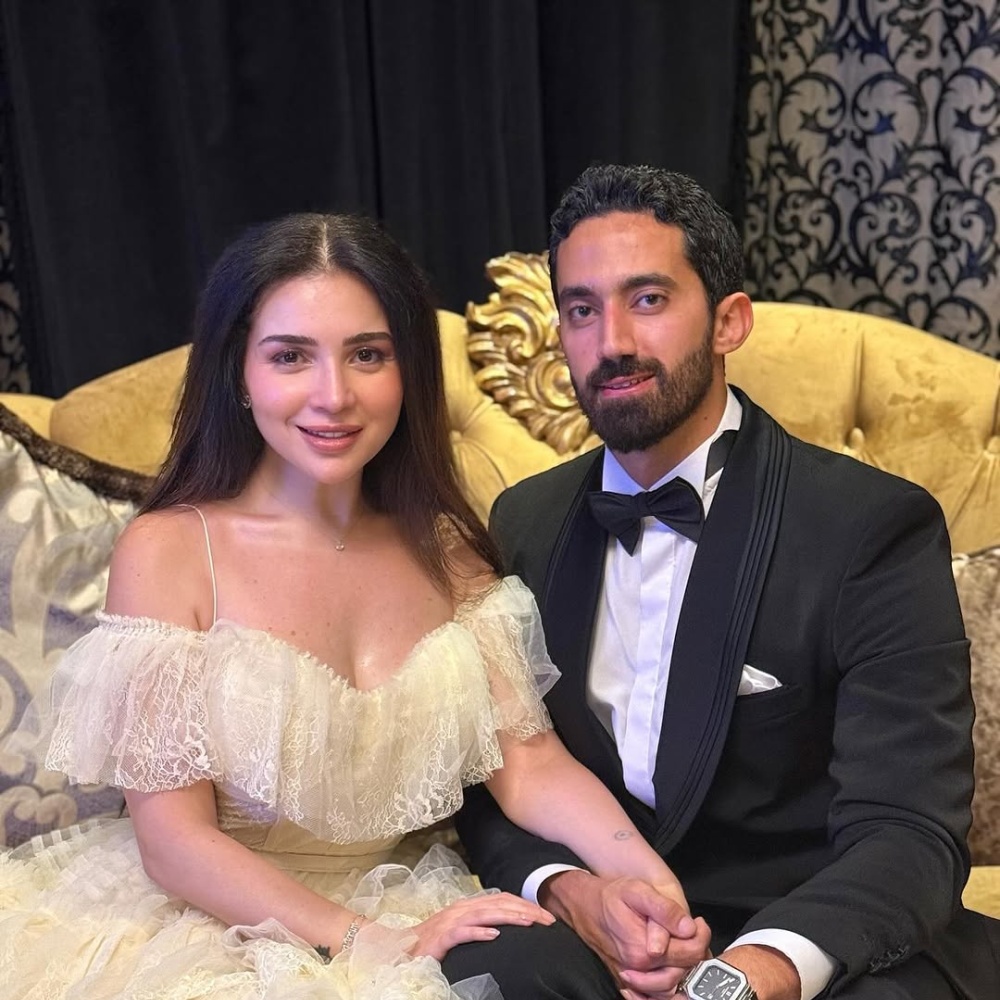 معلومات عن أحمد تيمور زوج مي عز الدين.. طبيب صيدلي