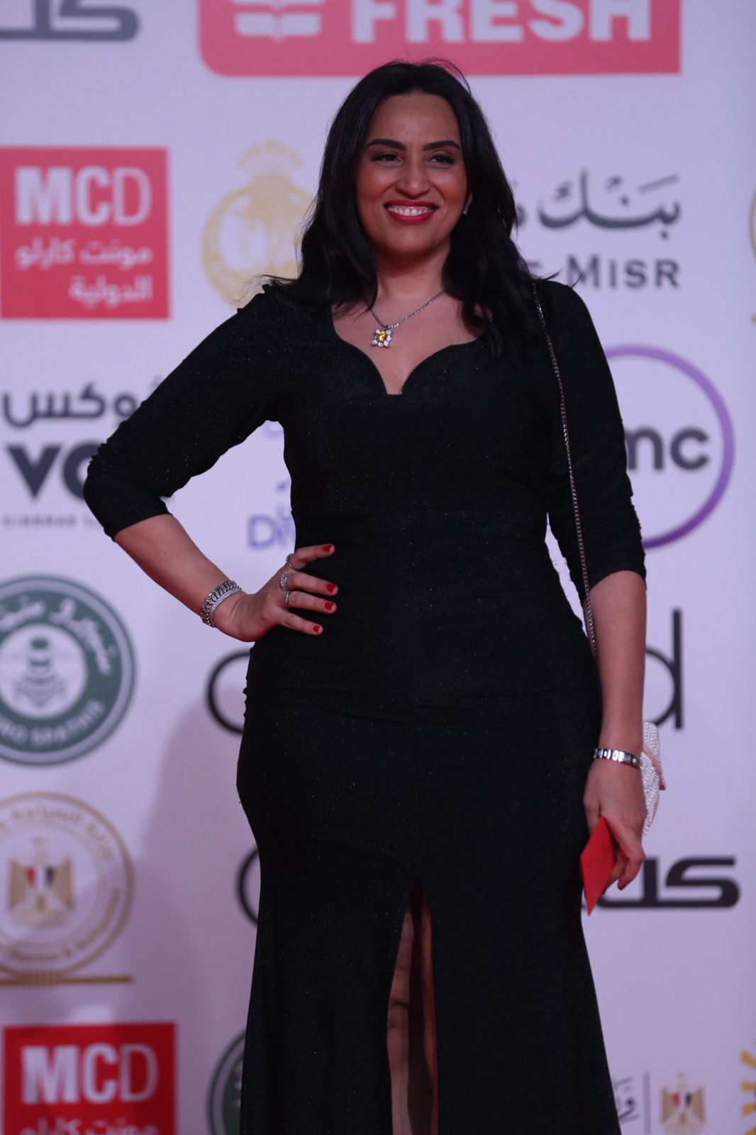 نجمات الفن تفضلن الأسود بافتتاح مهرجان القاهره السينمائي