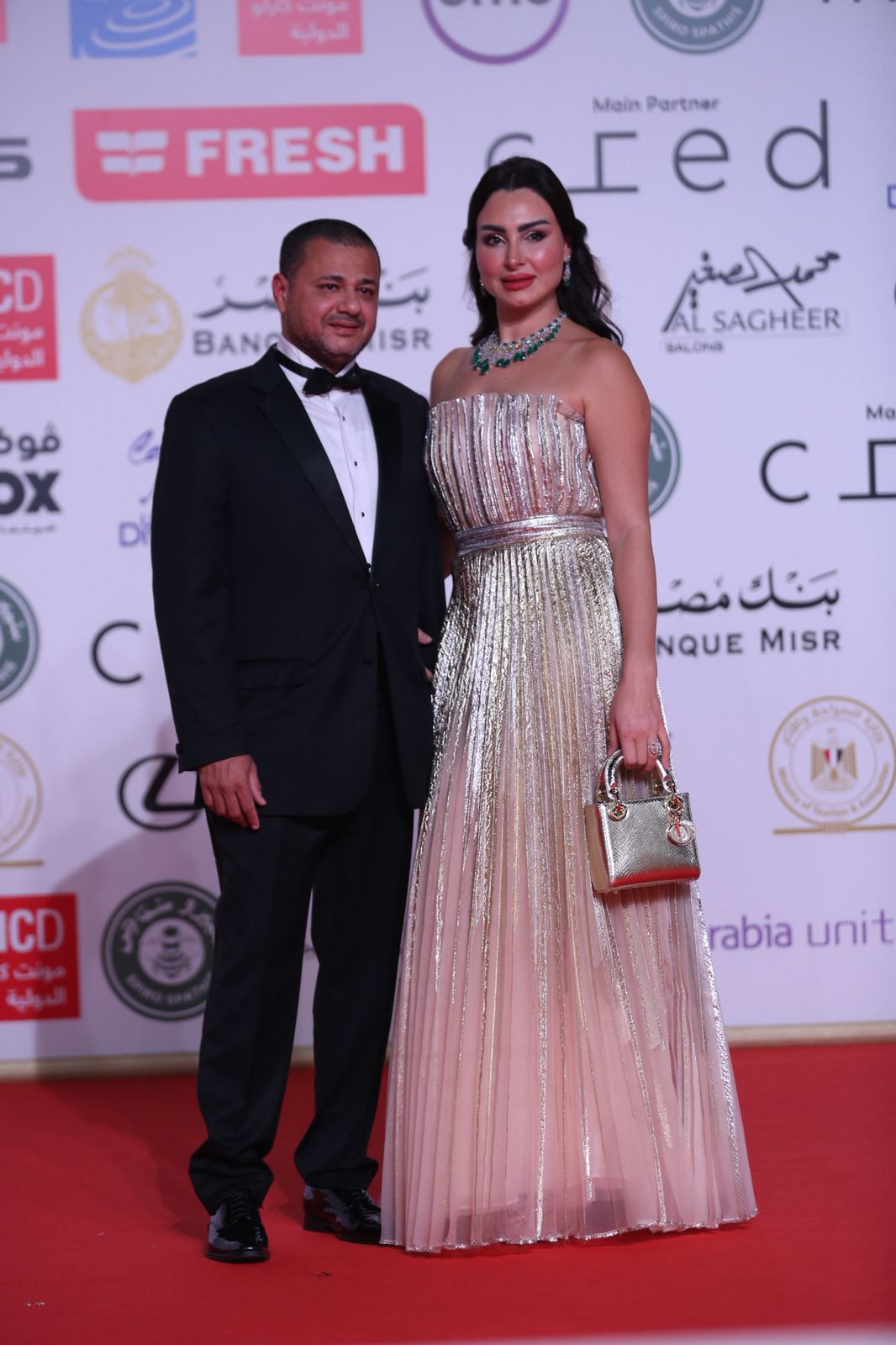 صور انطلاق الدورة الـ46 من مهرجان القاهرة السينمائي وسط حضور عالمي ورسائل فنية وإنسانية