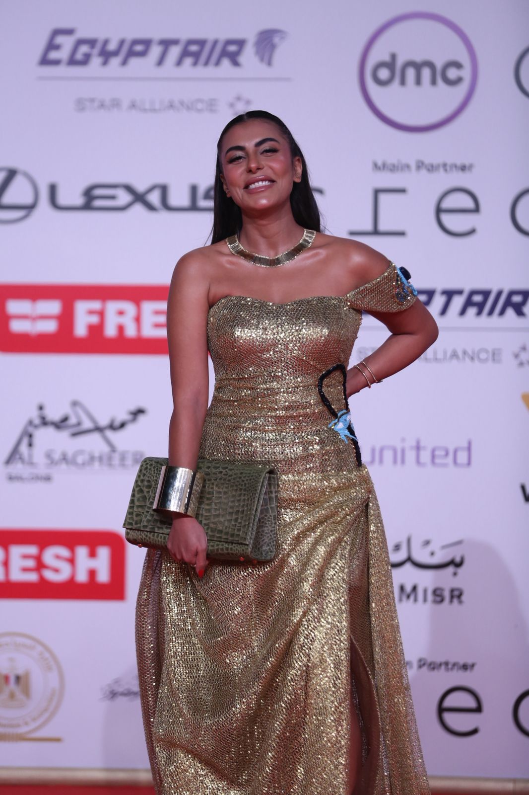 صور انطلاق الدورة الـ46 من مهرجان القاهرة السينمائي وسط حضور عالمي ورسائل فنية وإنسانية