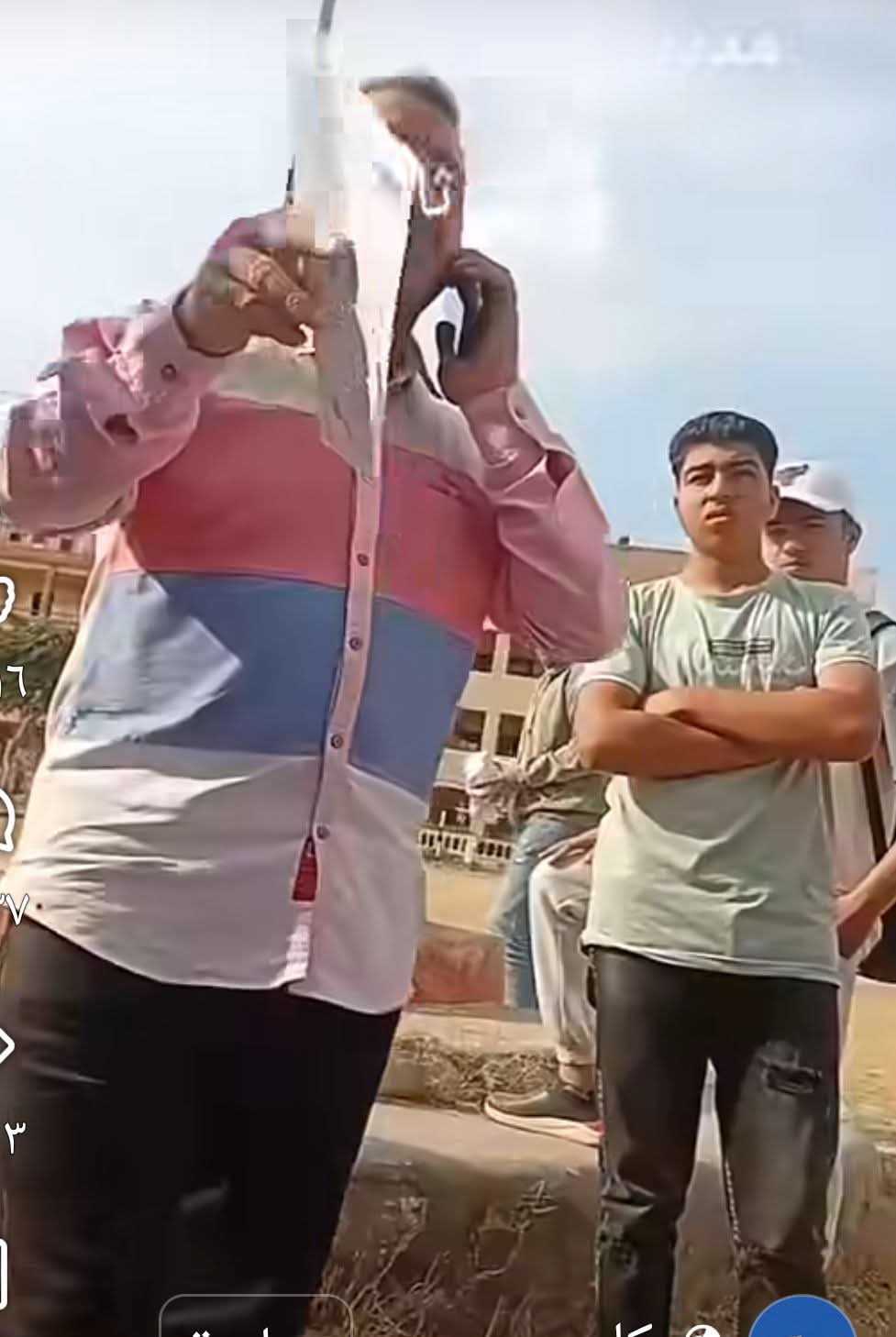 استبعاد مدير مدرسة الزراعة بطنطا سب الطلاب بألفاظ غير لائقة (فيديو)