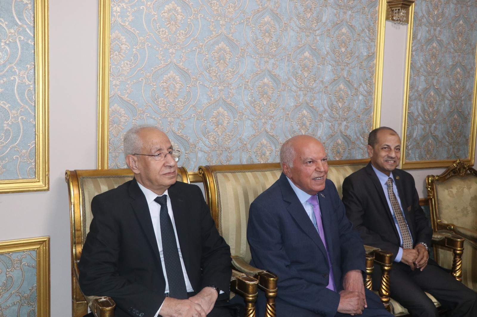 افتتاح فعاليات الدورة التدريبية بـتنمية مهارات التحليل الاستراتيجي لمعلمي الإسكندرية