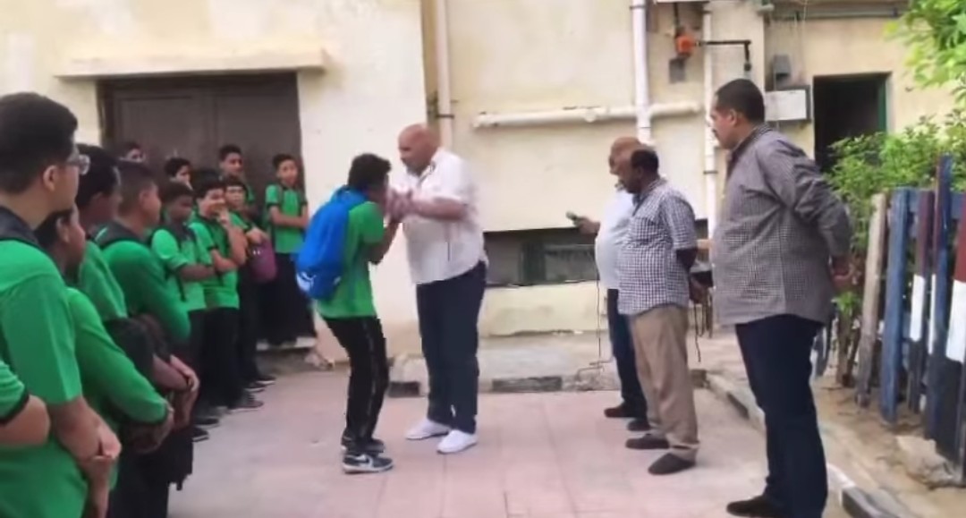  التعليم تحقق في واقعة اعتداء ناظر مدرسة على طالب بالإسكندرية