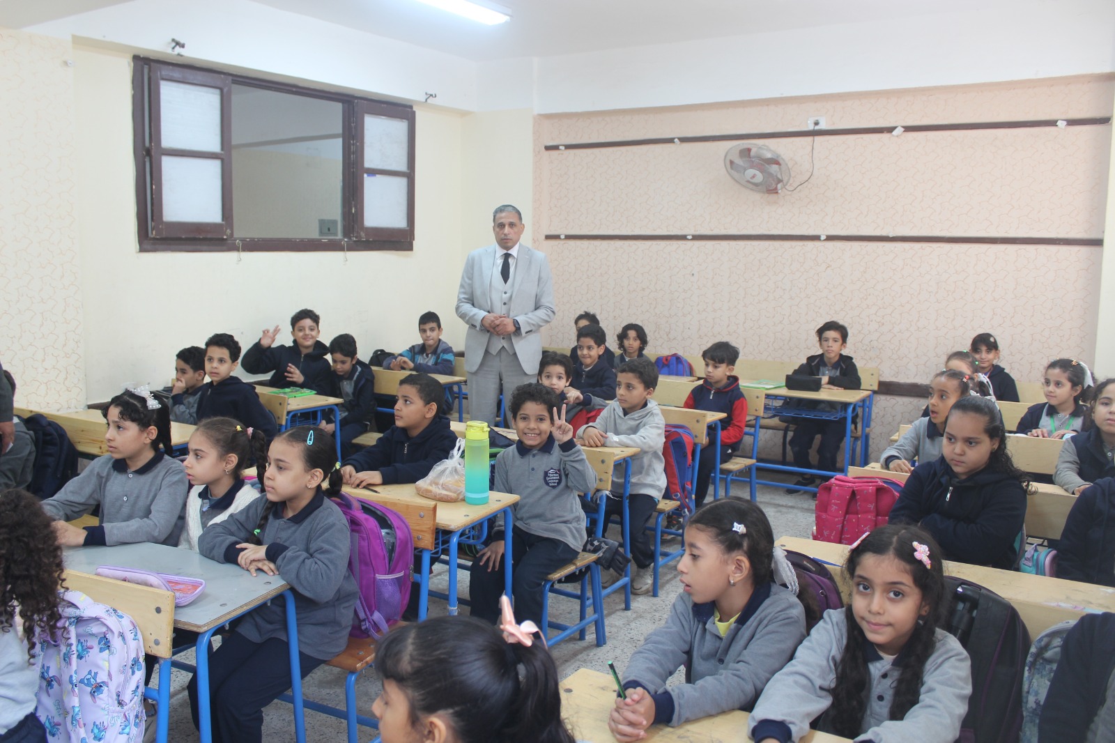 مخالفات جسيمة.. إحالة موجهين ومتابعين بإدارة الدقي التعليمية للتحقيق الفوري