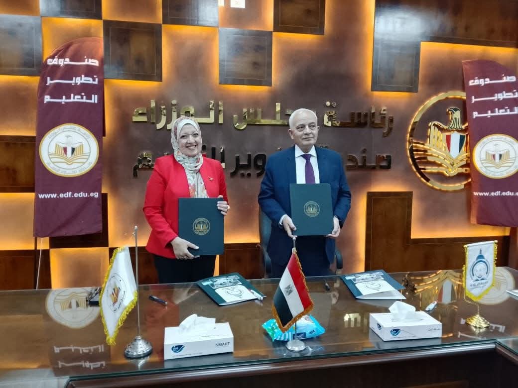 شراكة بين تطوير التعليم وجامعة الريادة لاعتماد معامل اللغات وتنفيذ برامج سيسكو