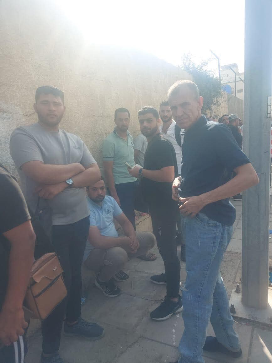 صور توافد الجالية المصرية في جدة للإدلاء بأصواتهم في انتخابات النواب