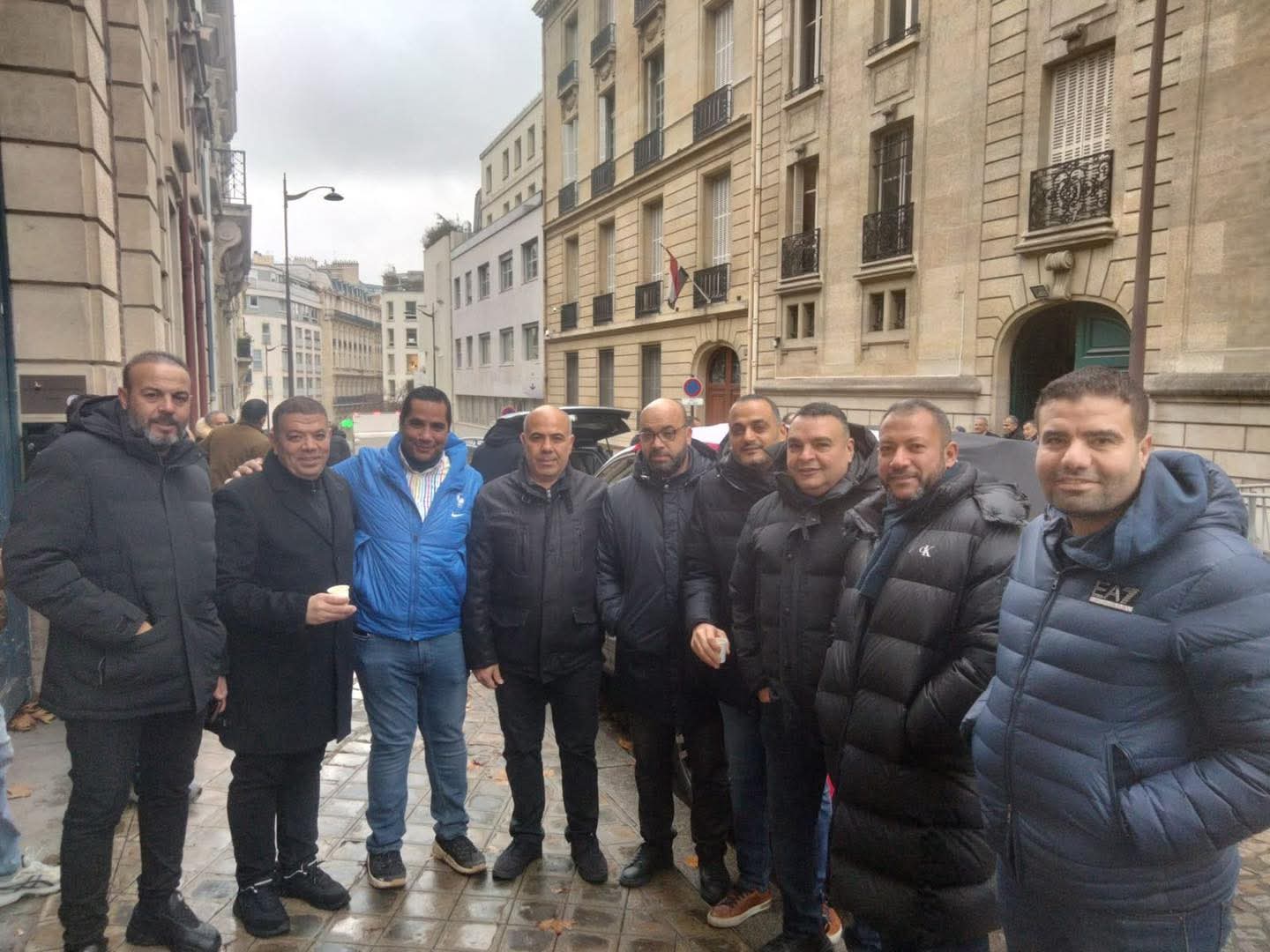 صور توافد الجالية المصرية في فرنسا على لجان الاقتراع للتصويت بانتخابات النواب