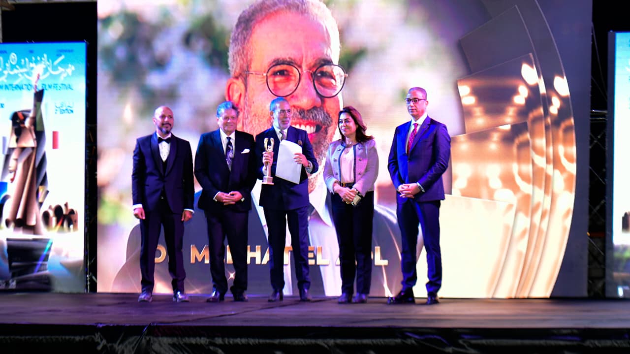 ed857082-d868-47e2-984f-5b09f056e0f3