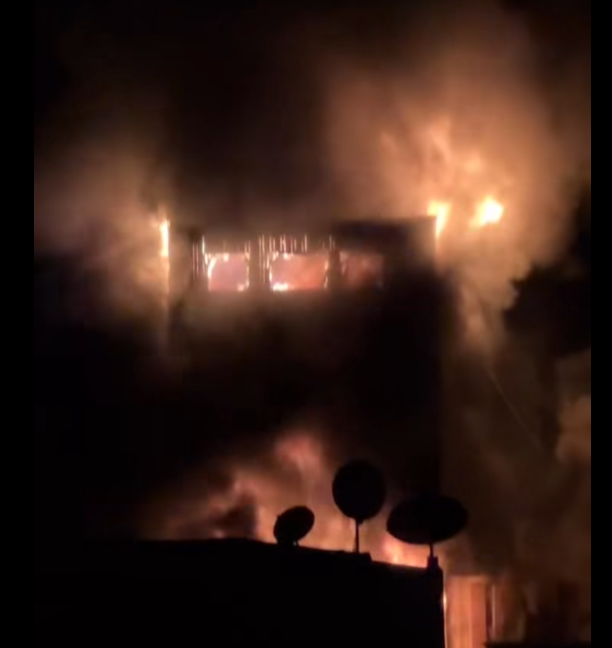 وفاةأب وابنه.. كواليس حريق سوق الخواجات في المنصورة آخر التطورات