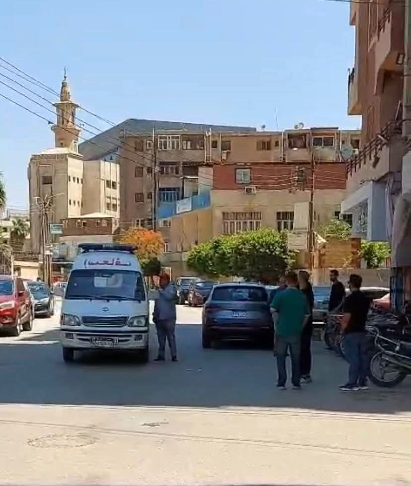 مشاهد أثناء تشييع جنازة والدة أحمد حلمي