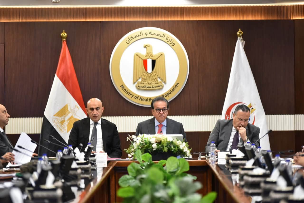 بحضور «عبداللطيف».. تفاصيل اجتماع 3 وزراء لدراسة متطلبات الأسواق الإقليمية والدولية