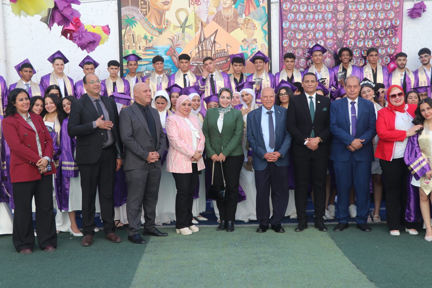 نقيب المعلمين يشهد احتفالية تخرج طلاب الدبلومة الأمريكية 2026 بالمدرسة القومية بالعجوزة