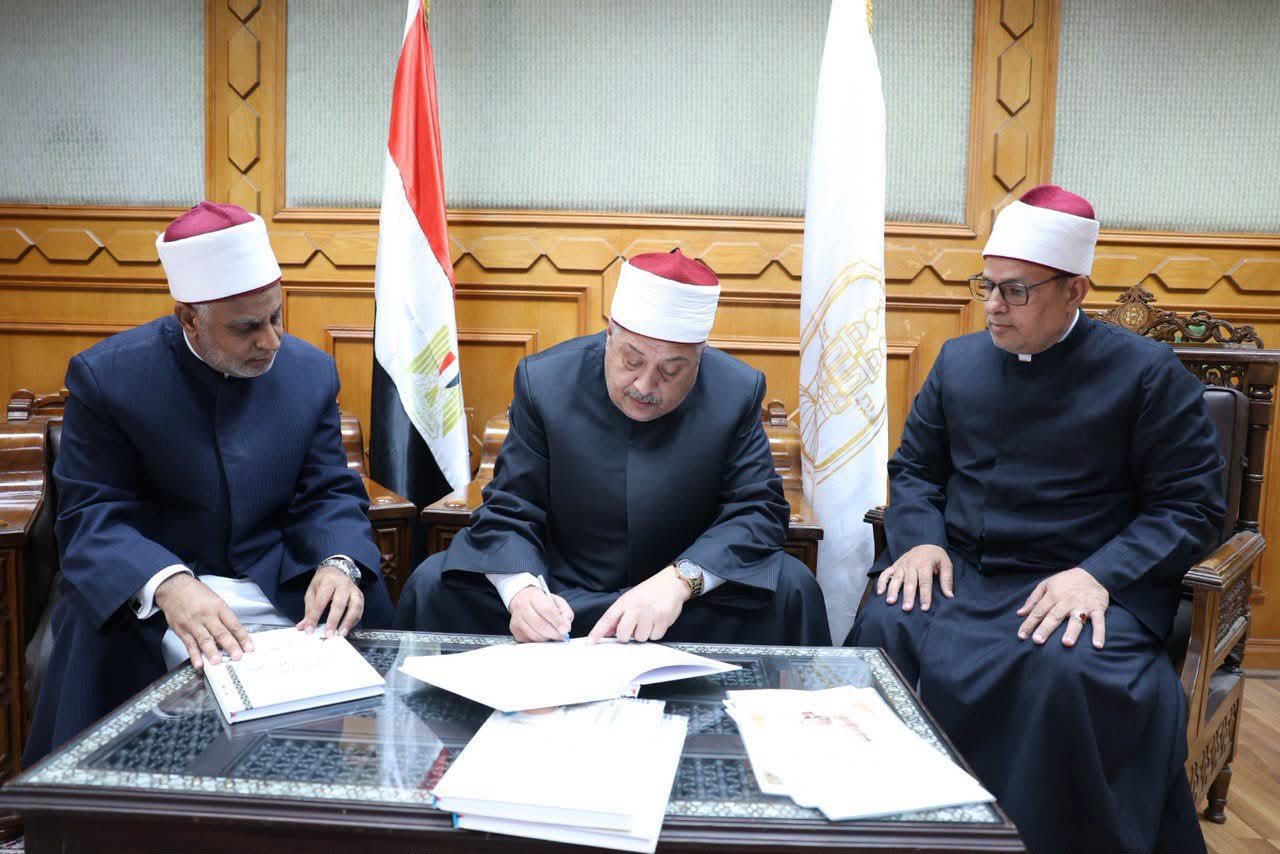 وكيل الأزهر يعتمد نتيجة الدور الأول لامتحانات البعوث الإسلامية «الإعدادية والثانوية» 