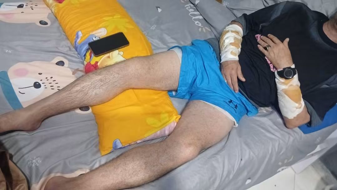 «المعلمين» تطالب بالملاحقة الجنائية لعاملة استعانت بأبنائها لضرب مدير مدرسة