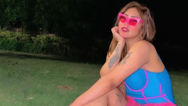 هدير عبد الرازق 