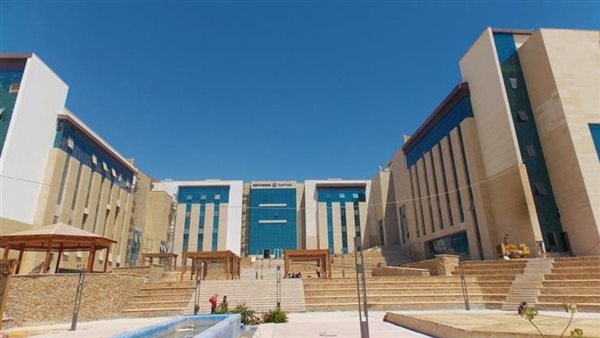 الجامعات الأهلية
