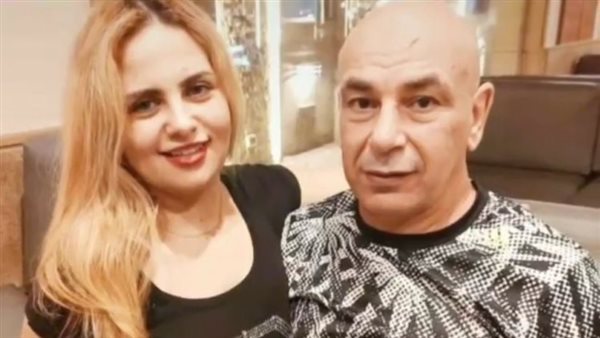 حسام حسن وزوجته
