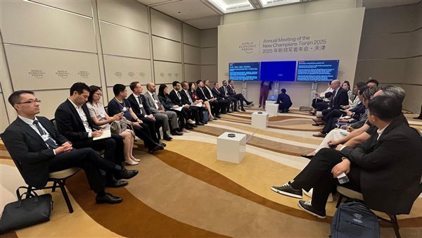 جانب من لقاءات وزيرة