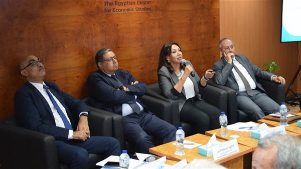 ندوة مناقشة قانون