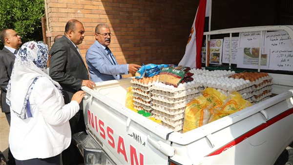 قوافل بيع السلع 