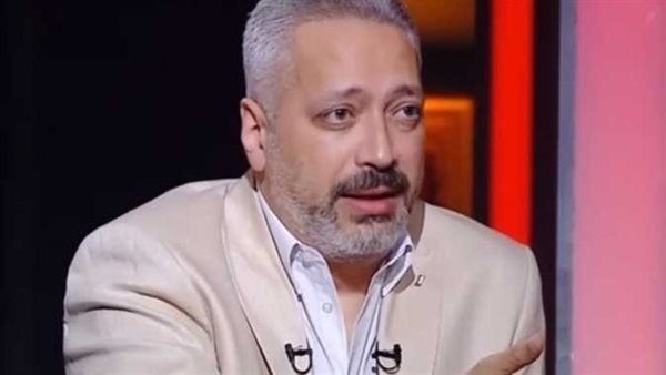 الإعلامي تامر أمين