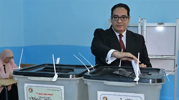 رئيس جامعة القاهرة