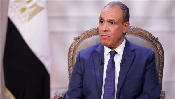 وزير الخارجية بدر